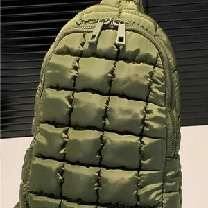 Olive Quilted Men's Backpack